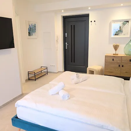 Neu! Muenchner Oase Mit Zwei Terassen * Munich